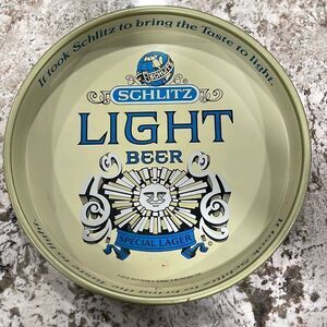 Vintage 1976 Schlitz Light Beer 12” Round Metal Serving Tray